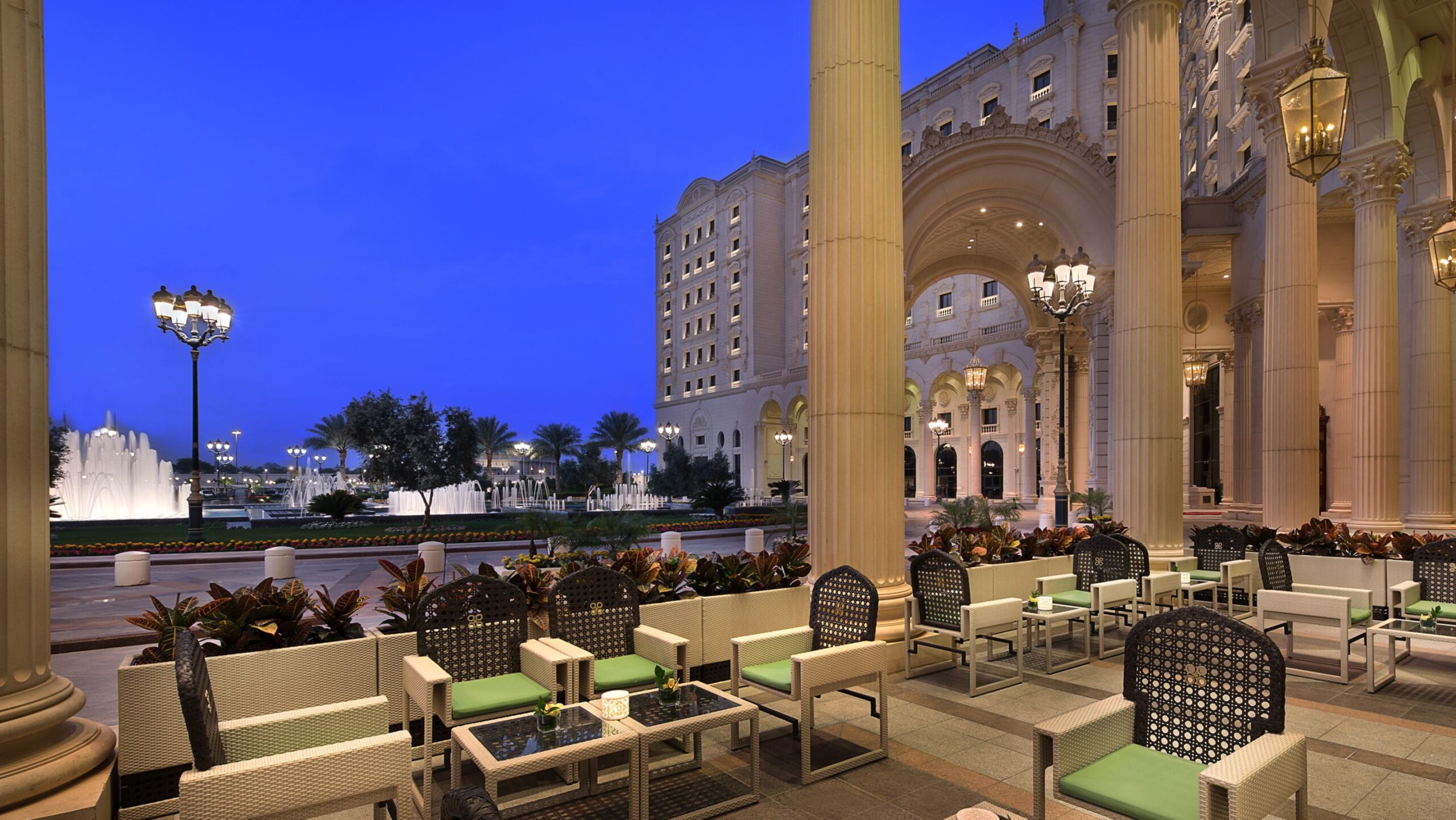 The Ritz-Carlton, Riyadh - Offy