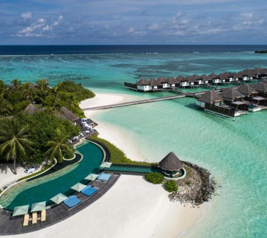 Four Seasons Resort Maldives at Kuda Huraa