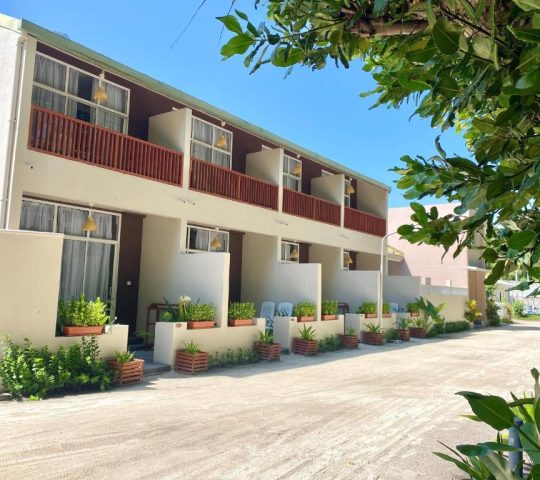 TME Retreats Dhigurah