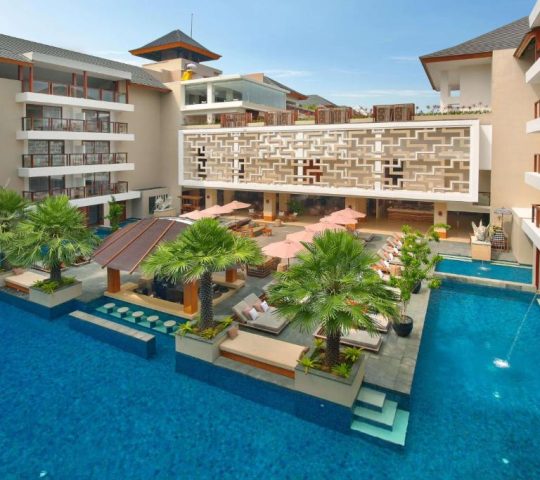 The Bandha Hotel & Suites