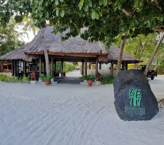 Banyan Tree Vabbinfaru Banyan Tree Vabbinfaru