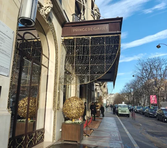 Prince de Galles, a Luxury Collection Hotel, Paris
